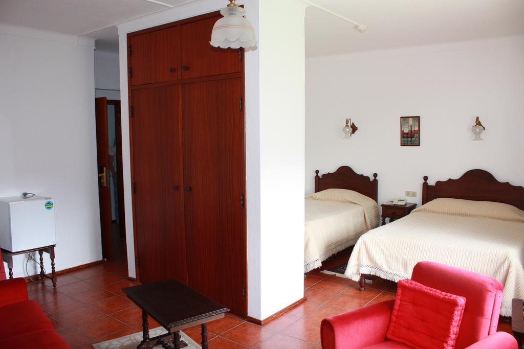 Hotel Dona Leonor Caldas Da Rainha Oda fotoğraf